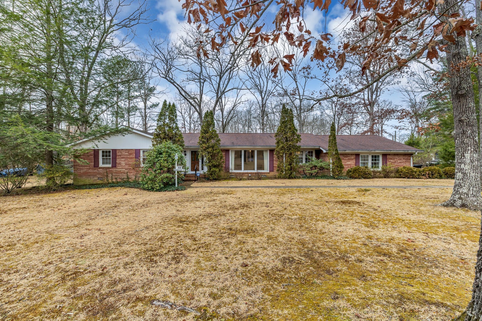 100 Woodside Court Tullahoma TN 37388