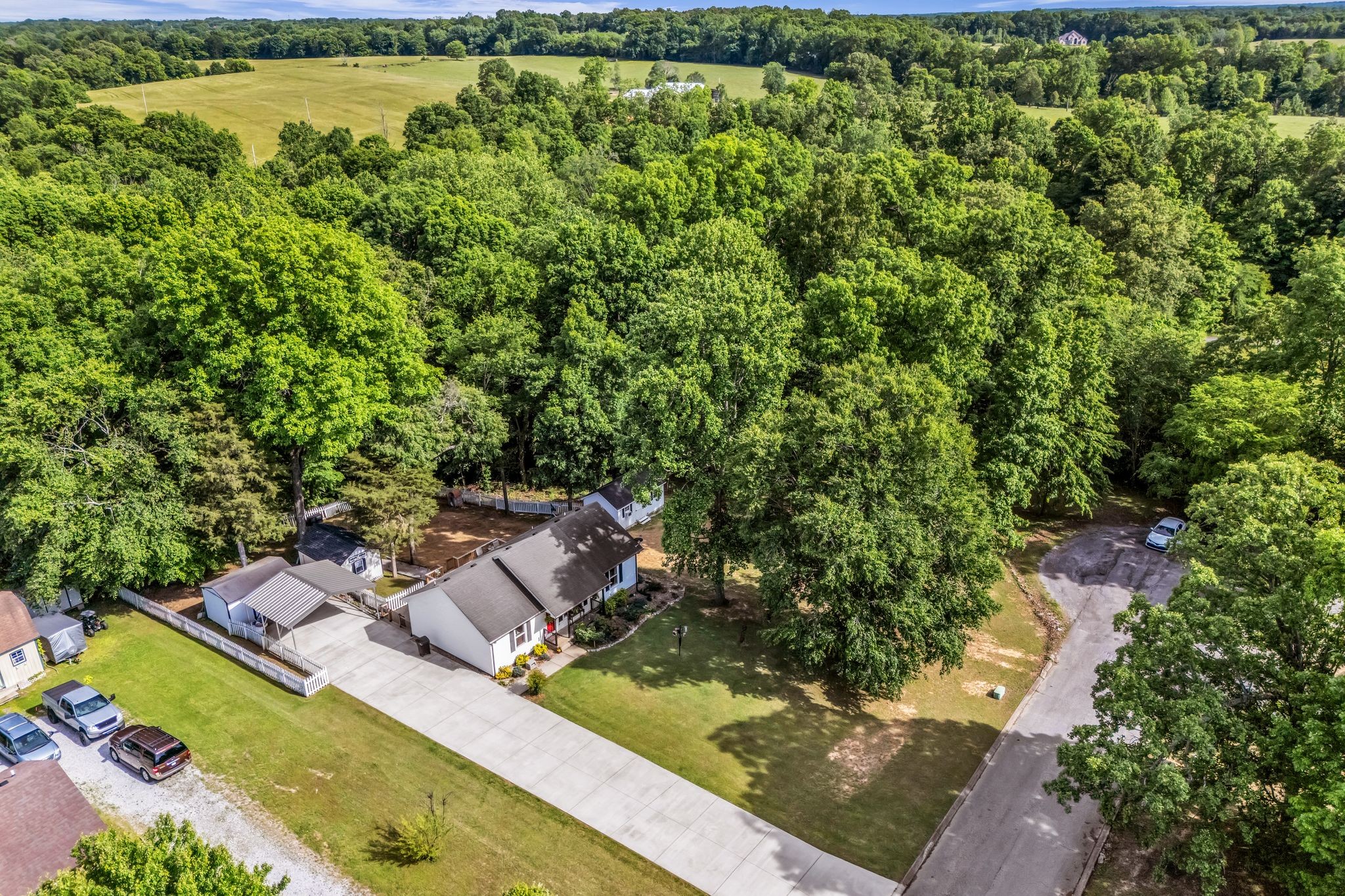 2017 Shawnee Lane Greenbrier TN 37073