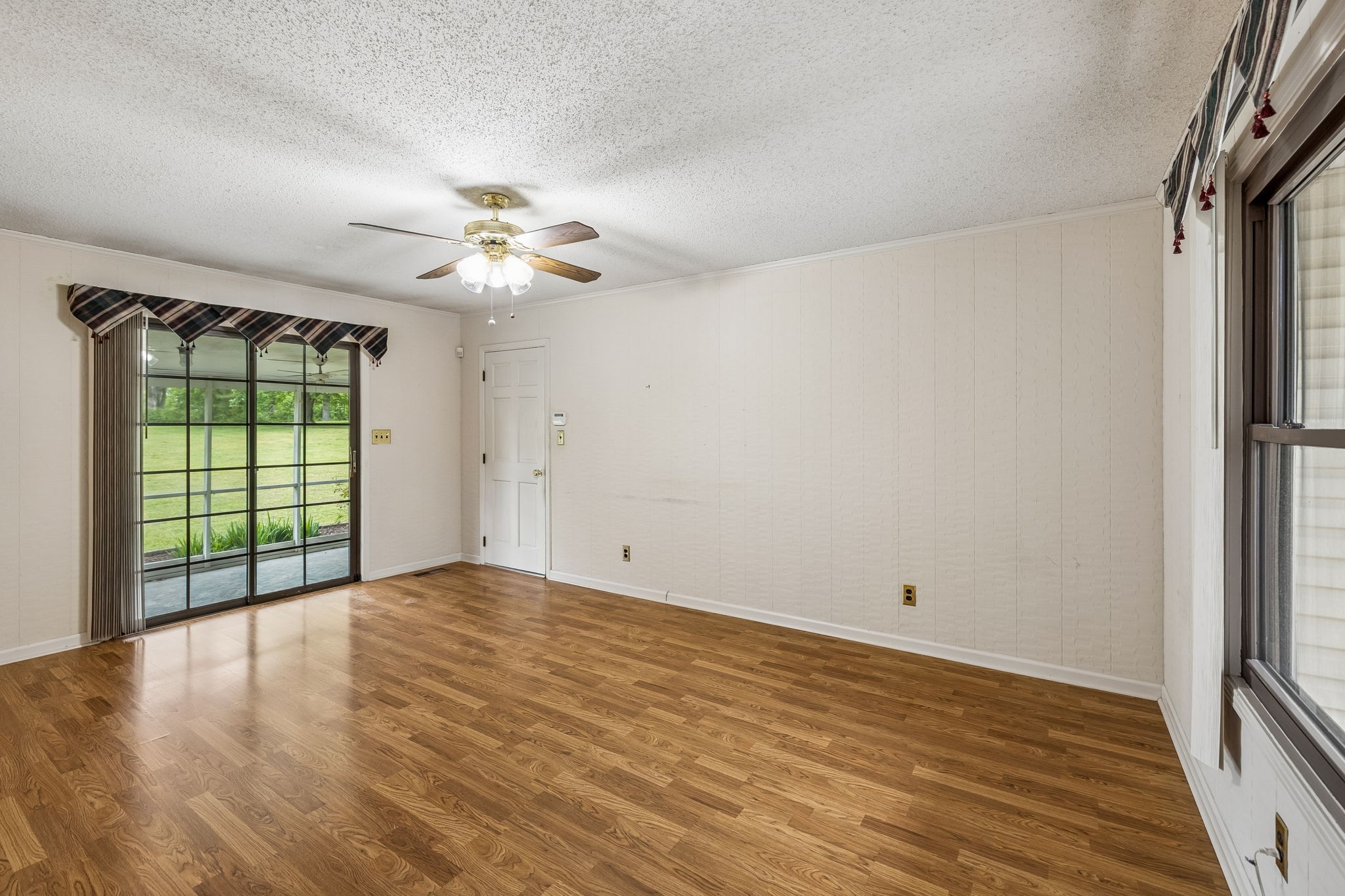 454 Lakewind Drive Gallatin TN 37066