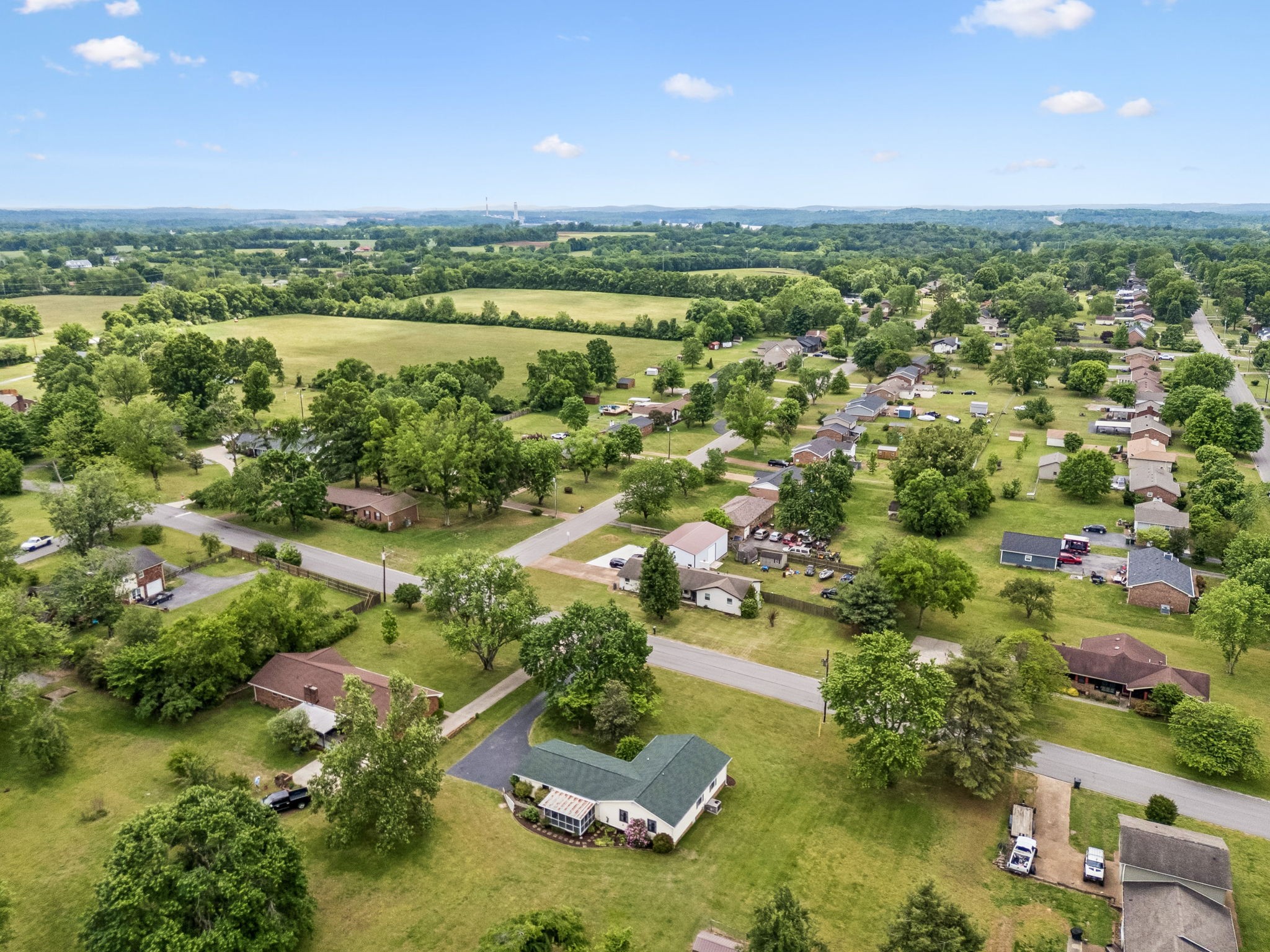 454 Lakewind Drive Gallatin TN 37066