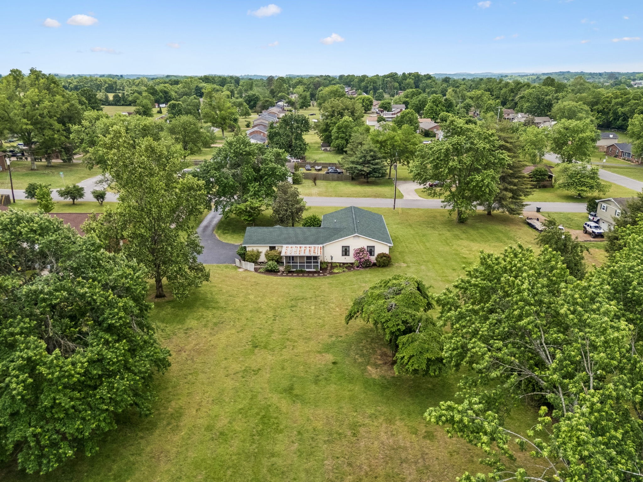 454 Lakewind Drive Gallatin TN 37066