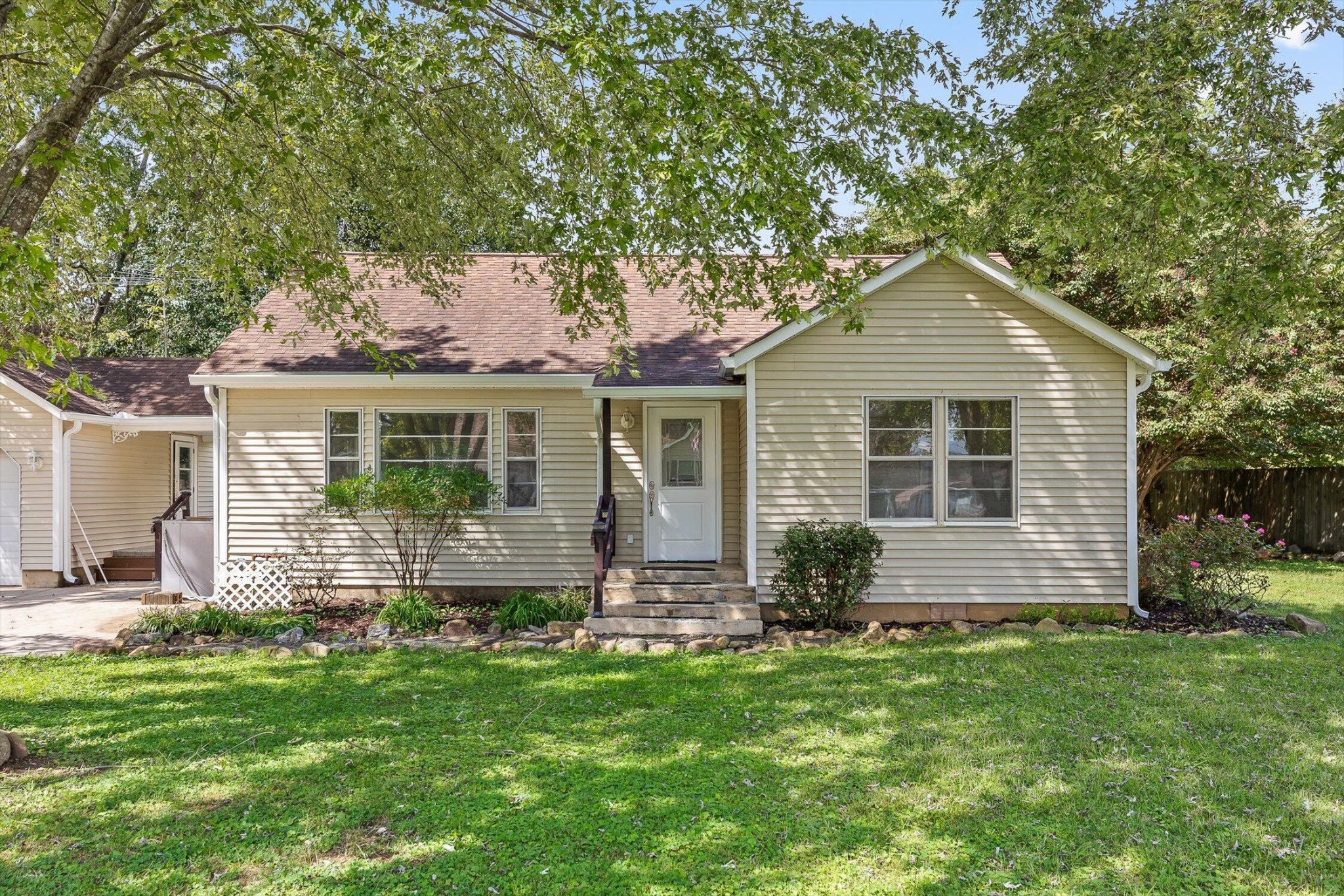 1019 N Dennis Avenue Jasper TN 37347