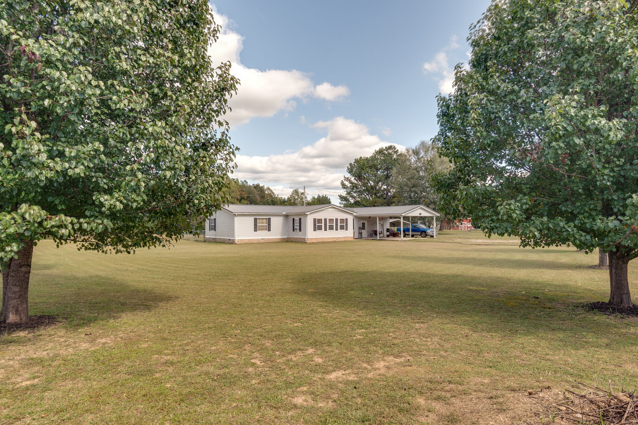 344 Pine Bluff Road Summertown TN 38483
