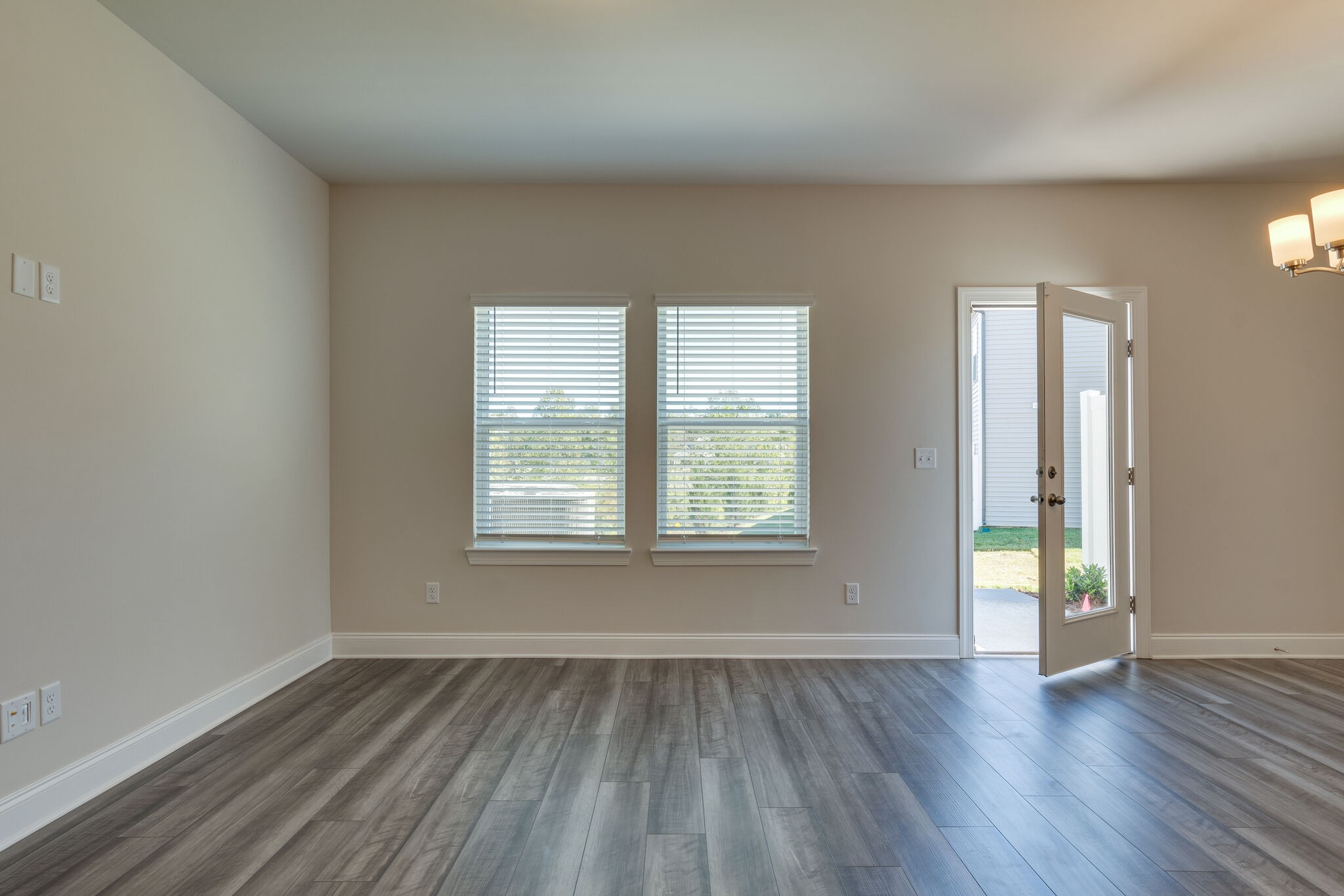 364 Coleman Court Columbia TN 38401