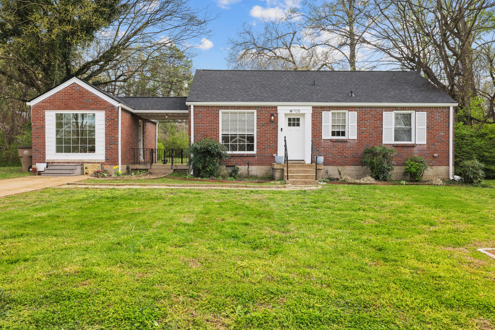 705 Drummond Drive Nashville TN 37211
