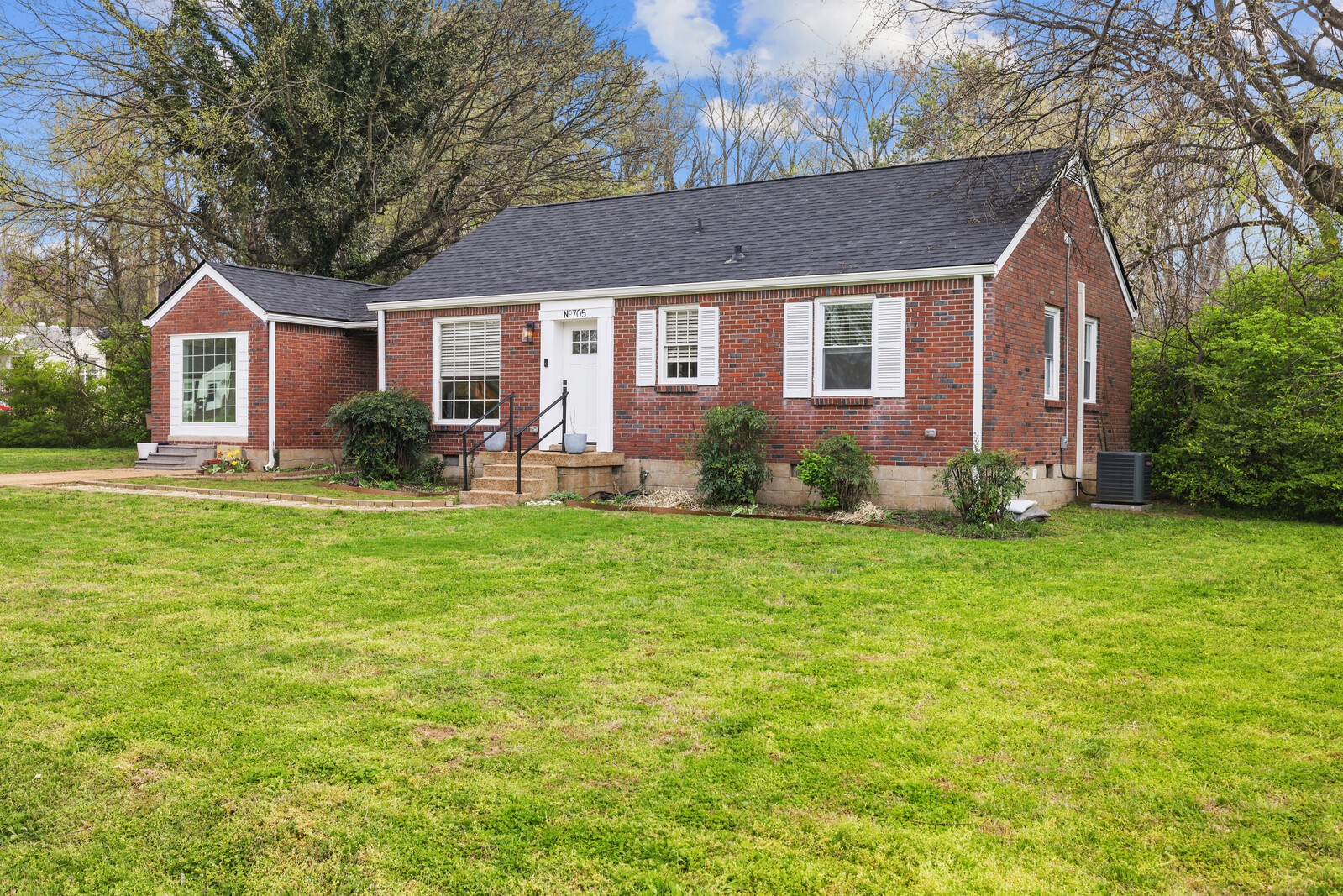 705 Drummond Drive Nashville TN 37211