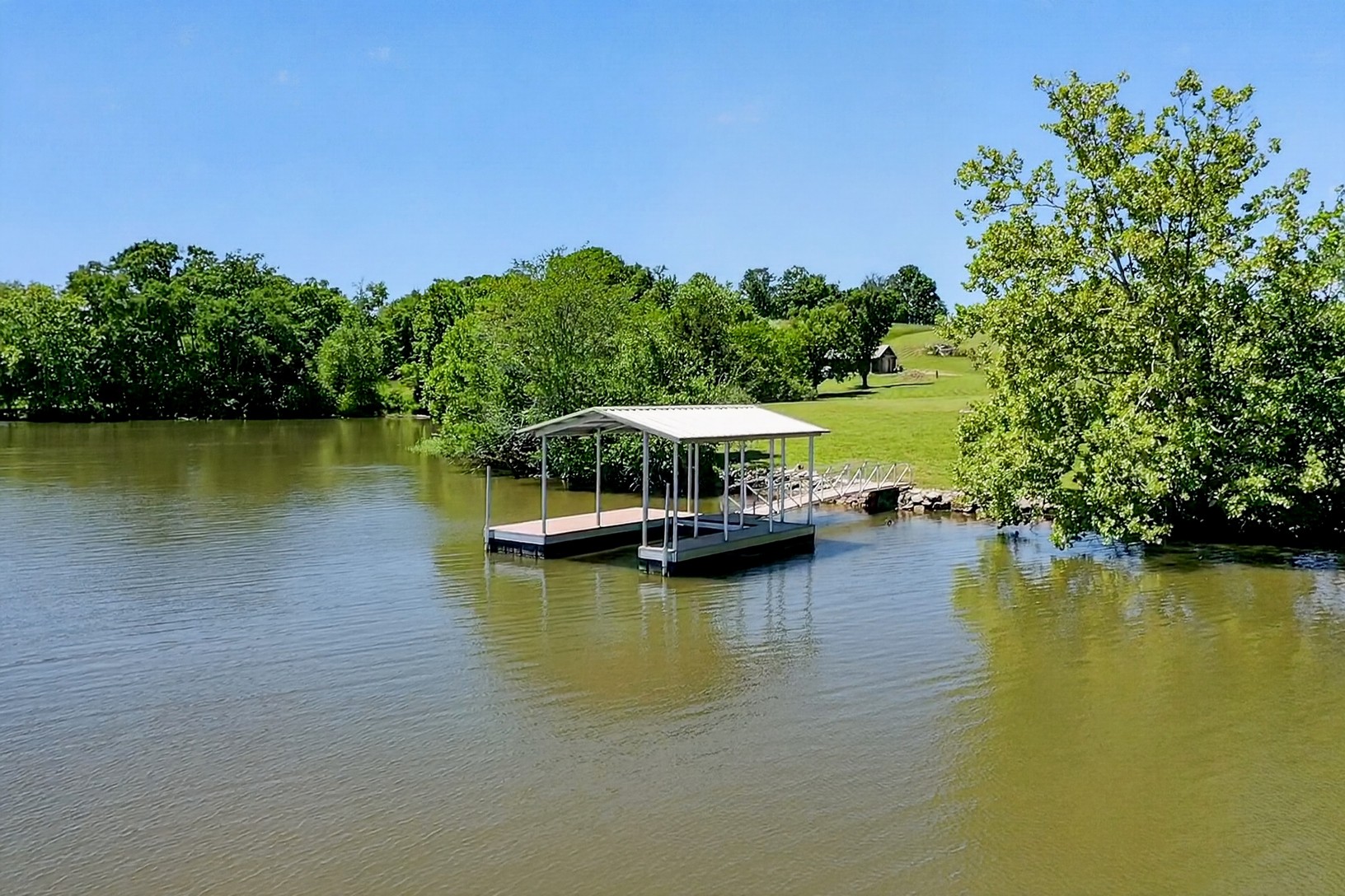 404 Lakeview Road Gallatin TN 37066