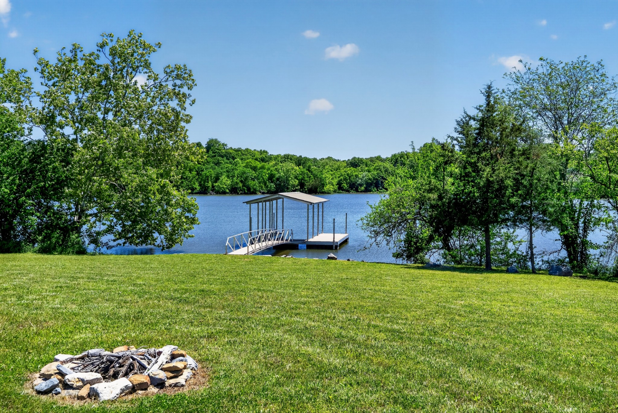 404 Lakeview Road Gallatin TN 37066