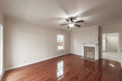 1003 S Russell Street Portland TN 37148