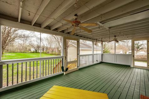 1003 S Russell Street Portland TN 37148