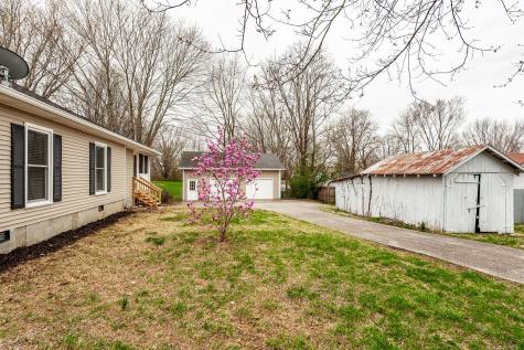 1003 S Russell Street Portland TN 37148