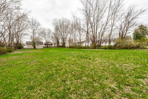 1003 S Russell Street Portland TN 37148