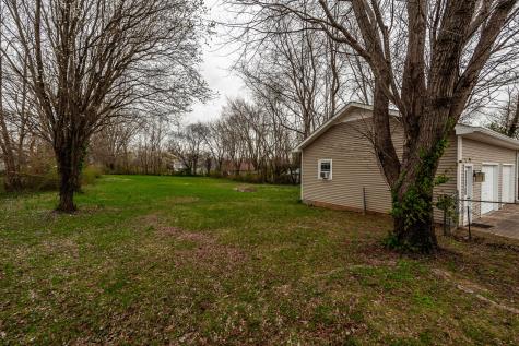 1003 S Russell Street Portland TN 37148