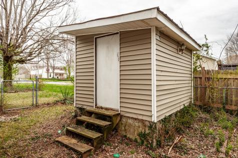 1003 S Russell Street Portland TN 37148