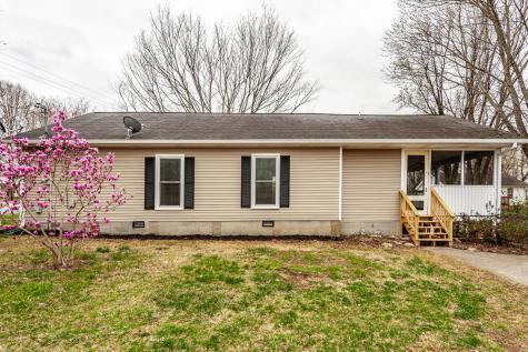 1003 S Russell Street Portland TN 37148