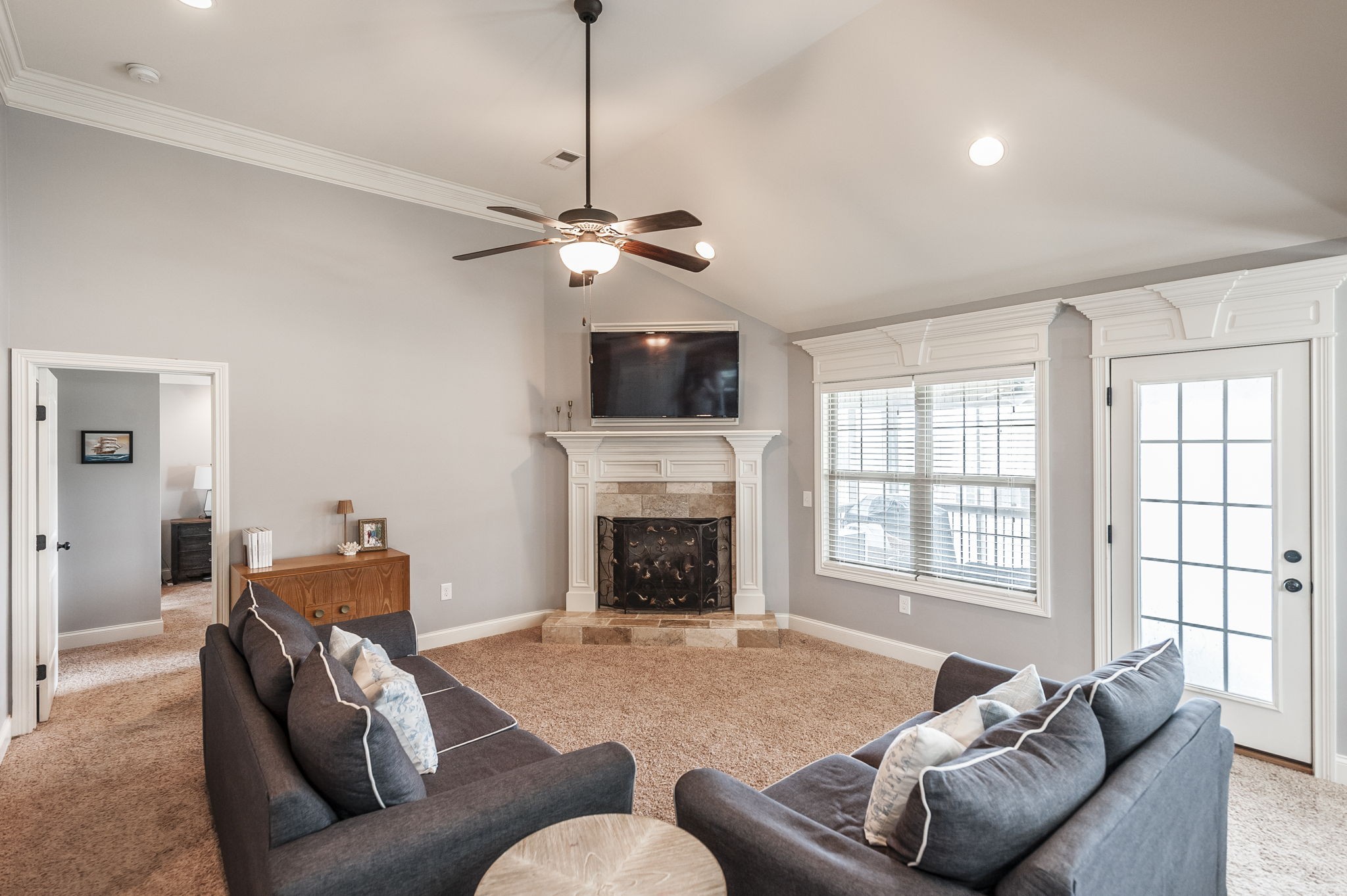 48 Harbor Point Lebanon TN 37087