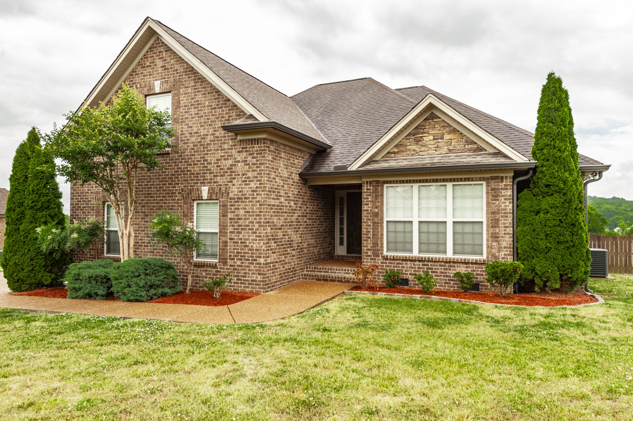 48 Harbor Point Lebanon TN 37087