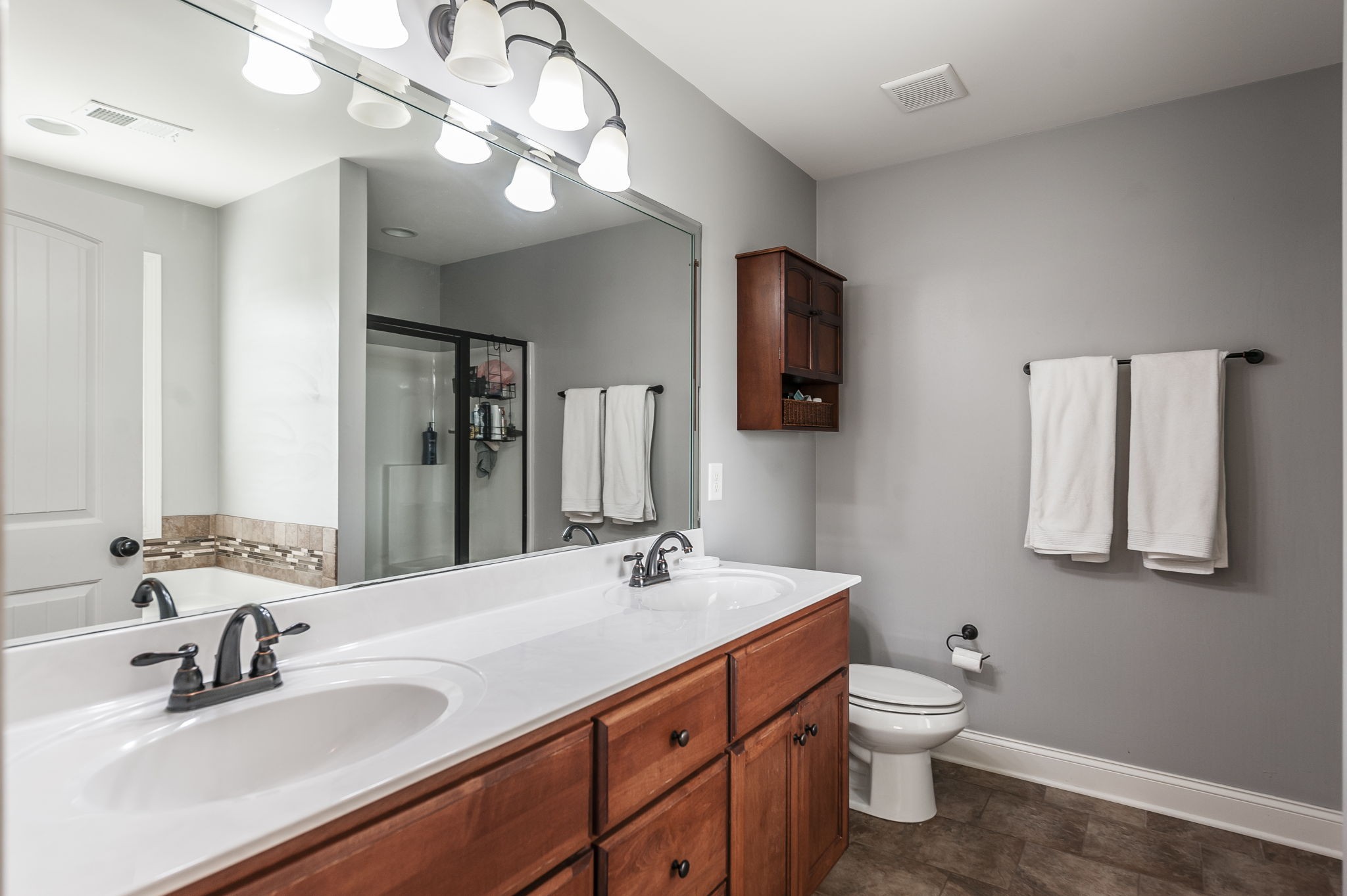 48 Harbor Point Lebanon TN 37087