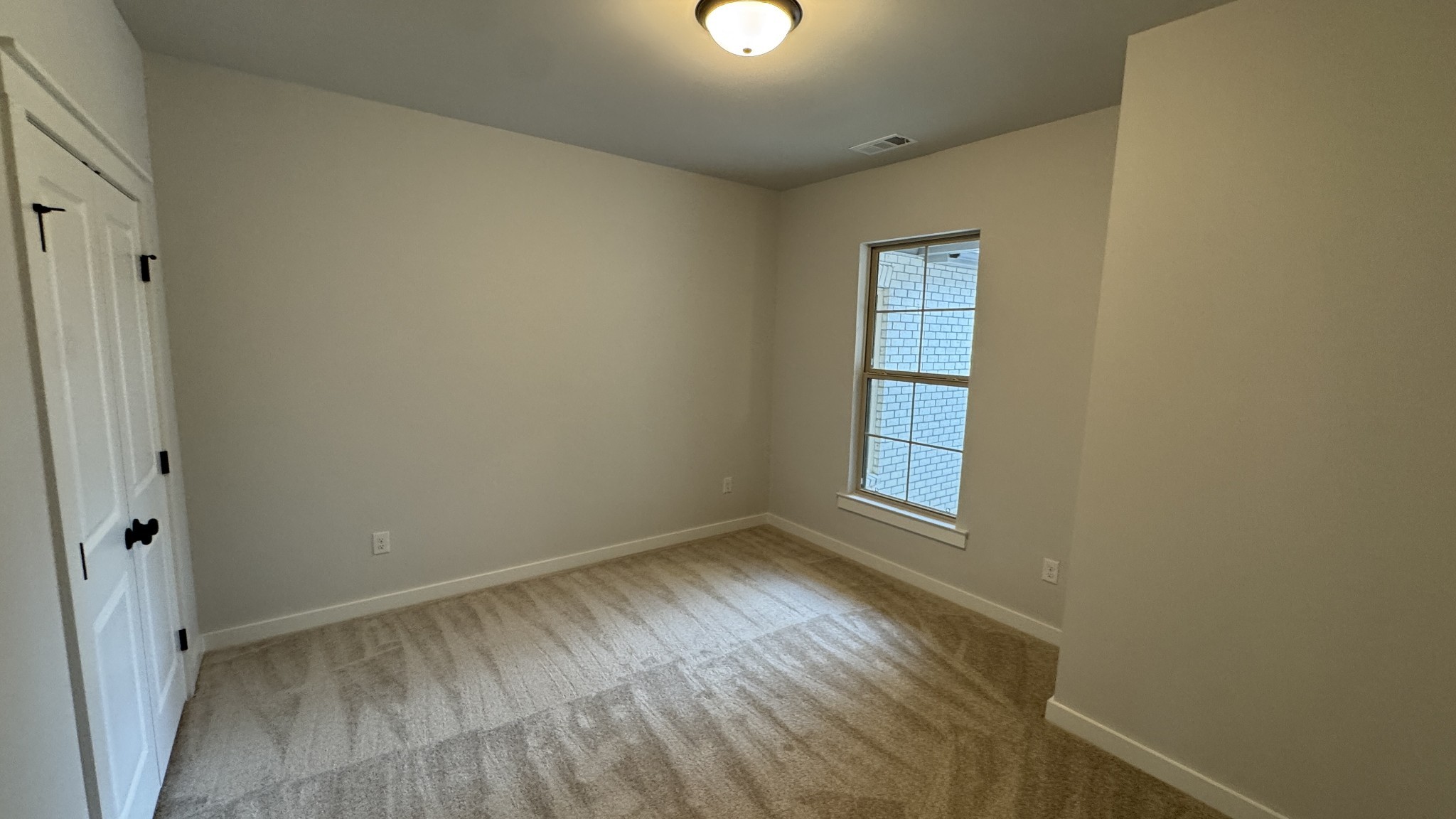 470 W Foxrun Springfield TN 37172