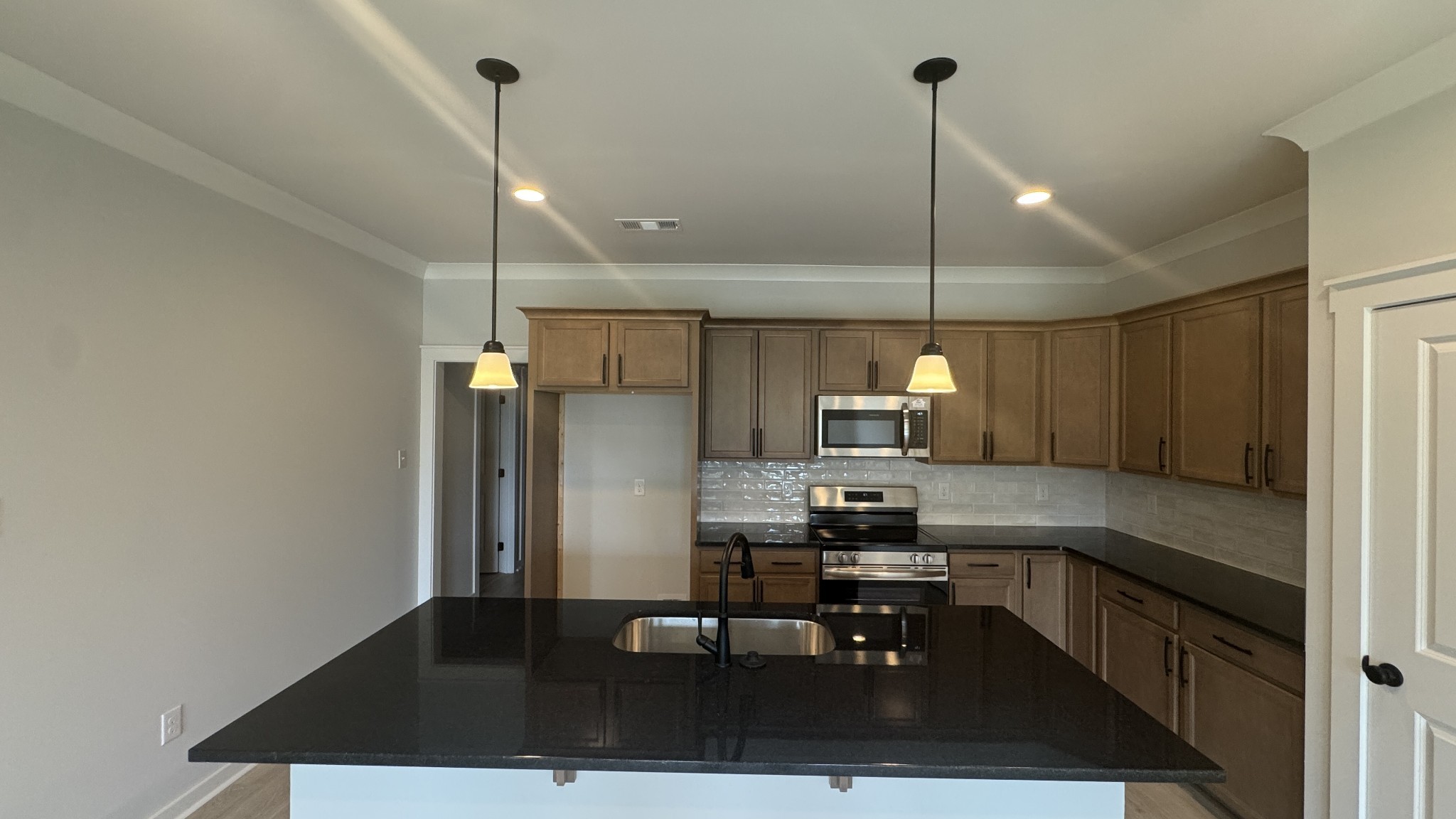 470 W Foxrun Springfield TN 37172