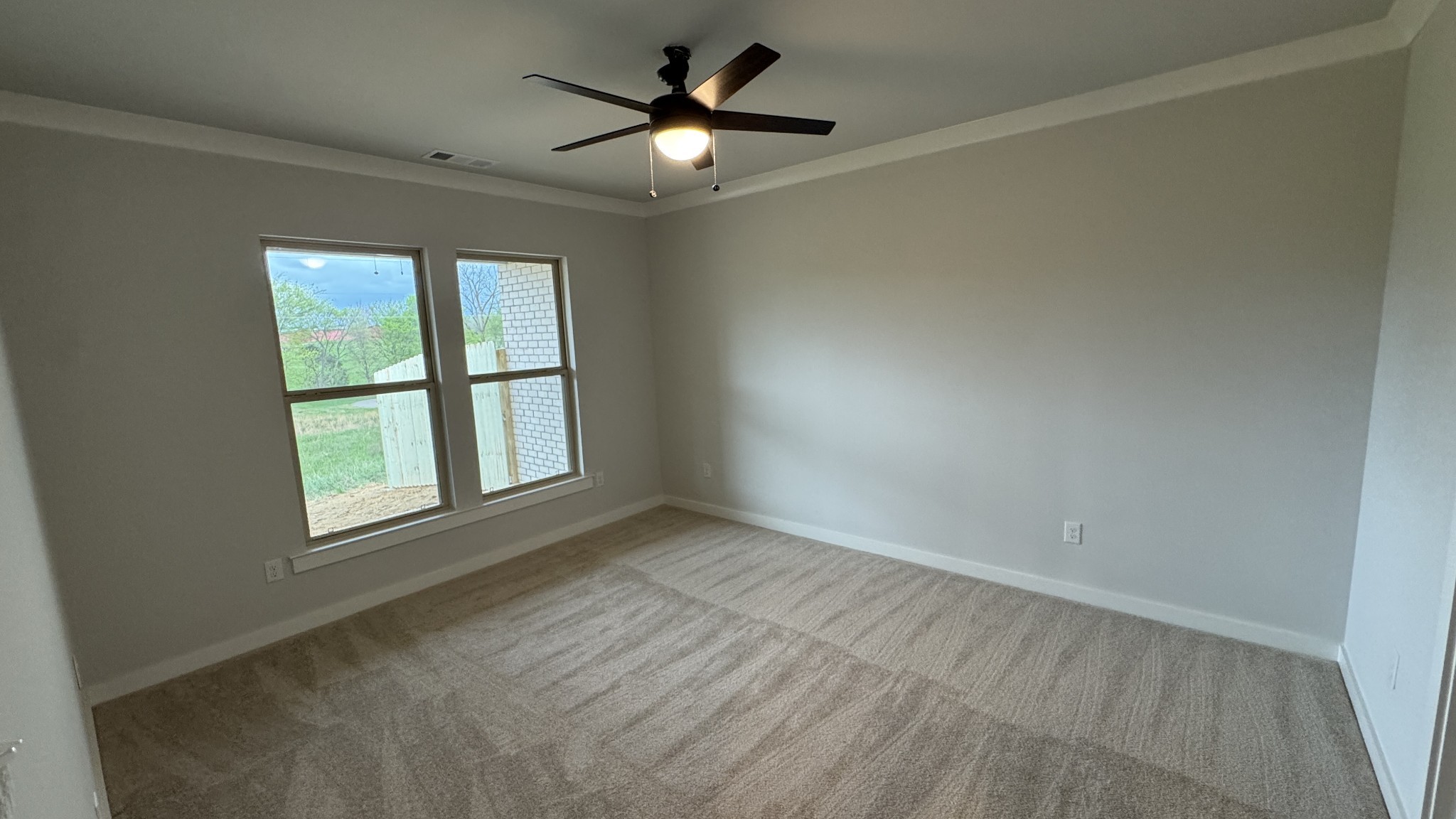 470 W Foxrun Springfield TN 37172