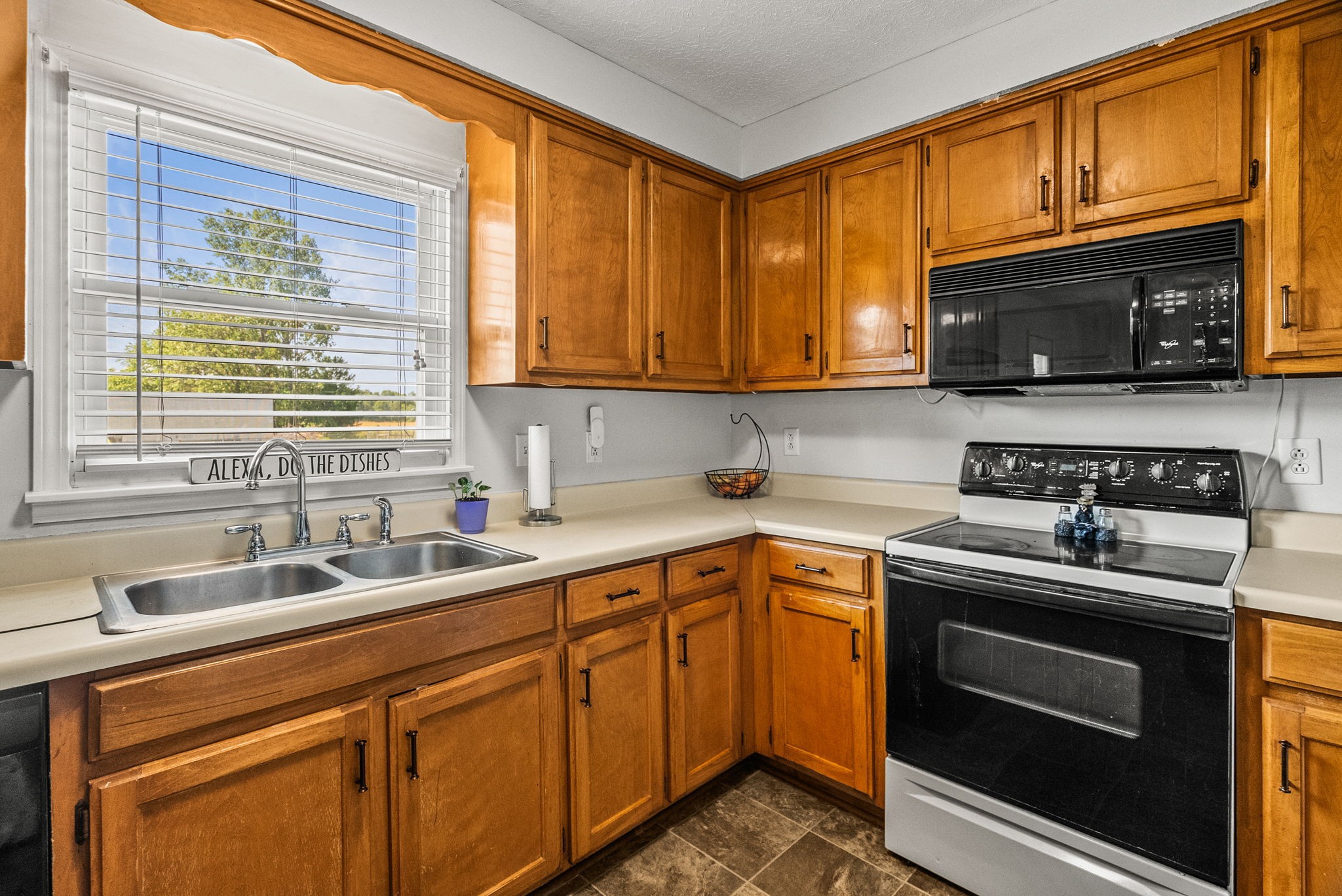 3922 Armstrong Road Springfield TN 37172
