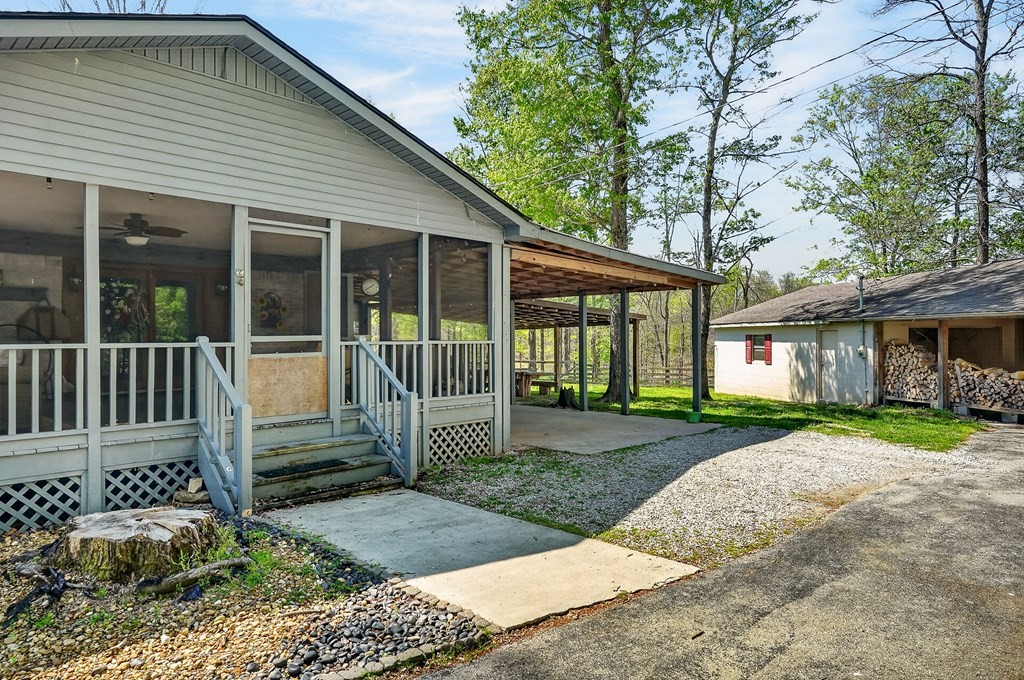 1816 Windle Community Road Cookeville TN 38506