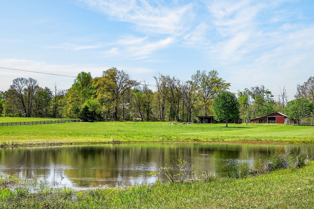 1816 Windle Community Road Cookeville TN 38506