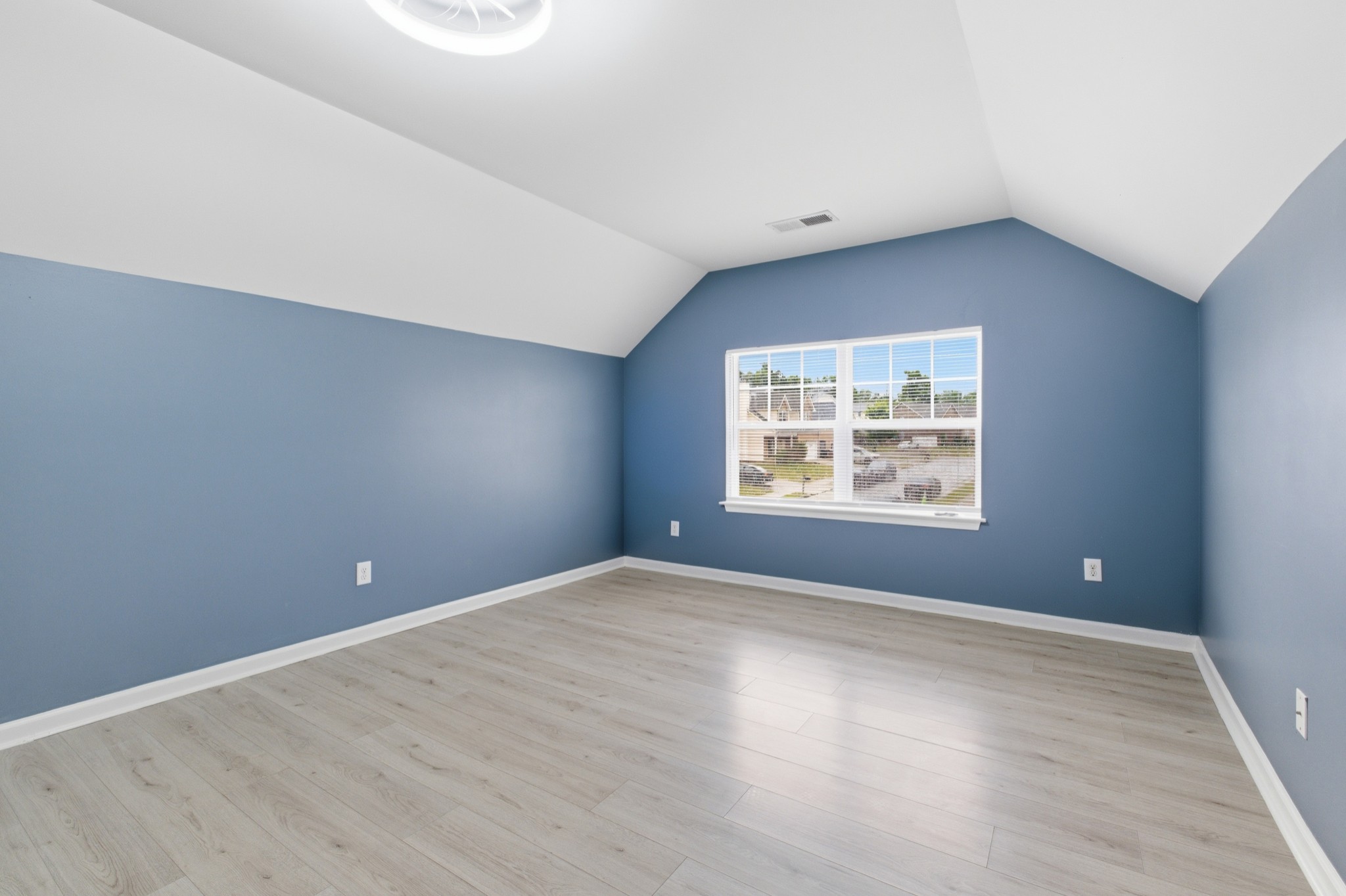 4925 Secretariat Drive Antioch TN 37013