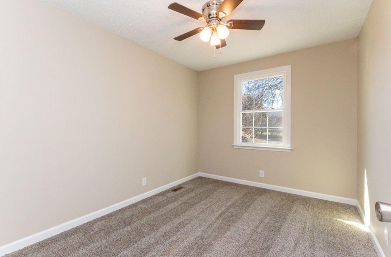 816 Garrettsburg Road Clarksville TN 37042