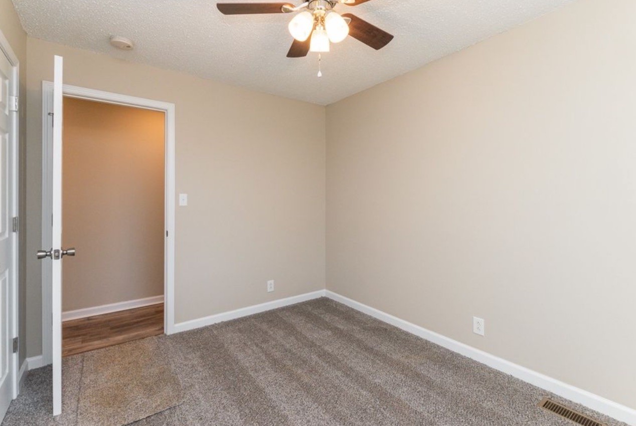 816 Garrettsburg Road Clarksville TN 37042