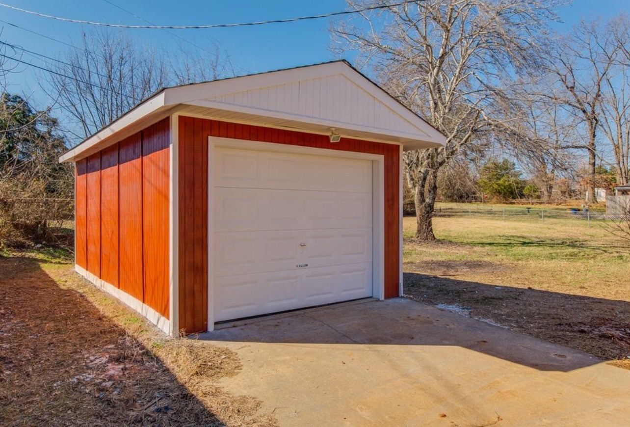 816 Garrettsburg Road Clarksville TN 37042