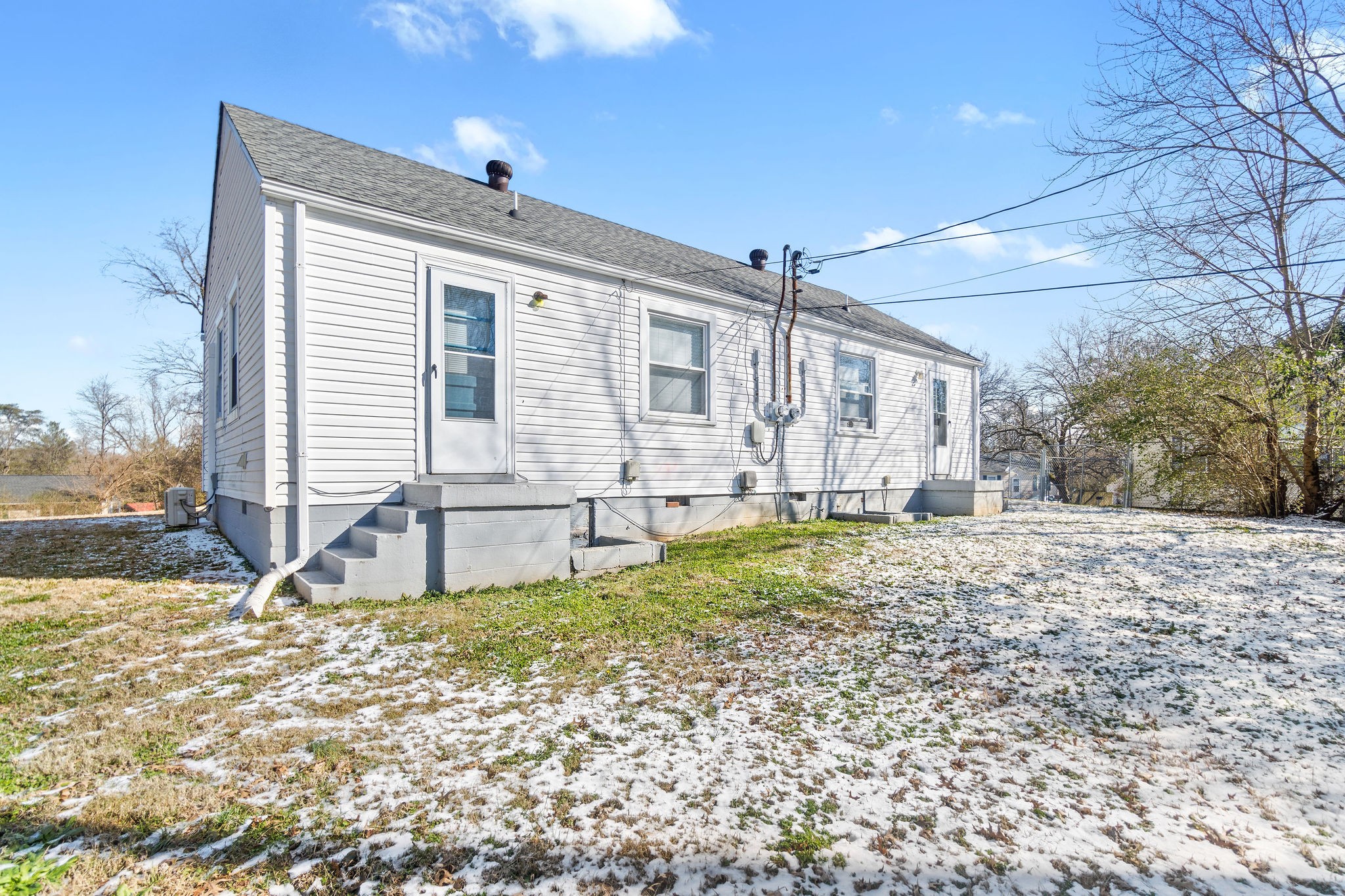 42 Maple Street Clarksville TN 37042