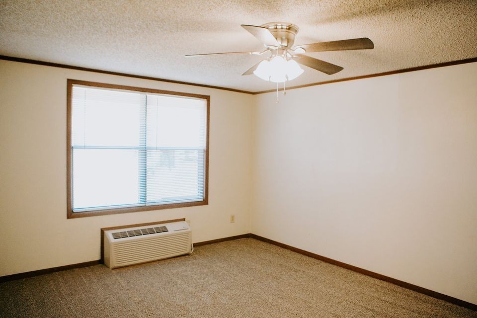 2421 Madison Street Clarksville TN 37043