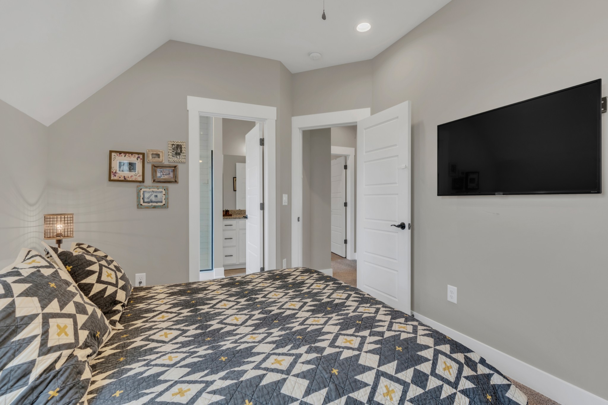 5228 Cross Plains Road White House TN 37188