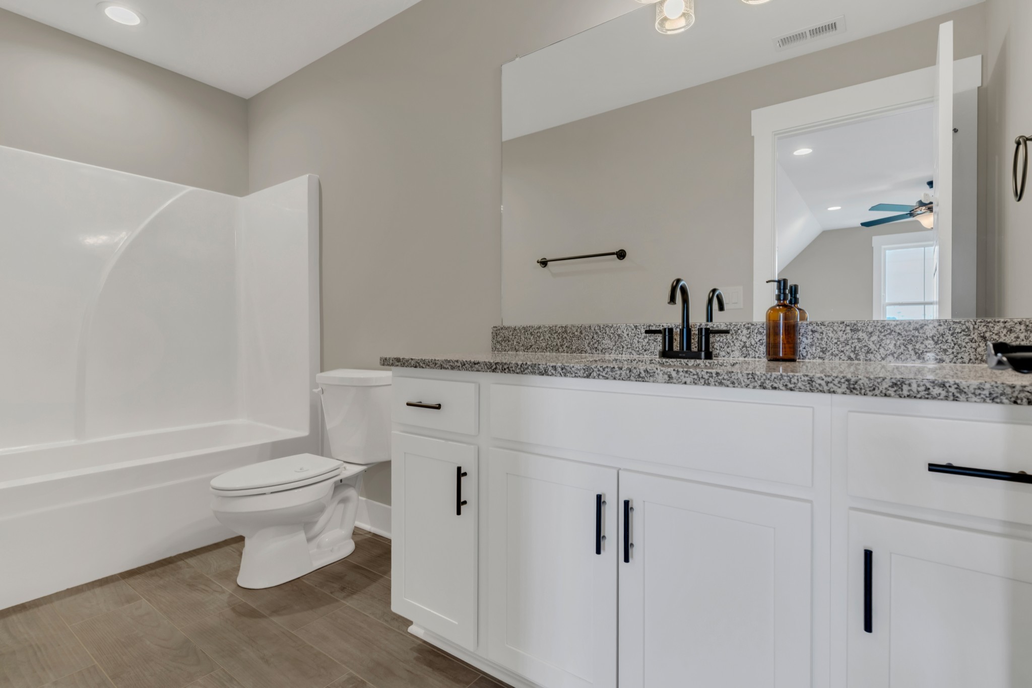 5228 Cross Plains Road White House TN 37188