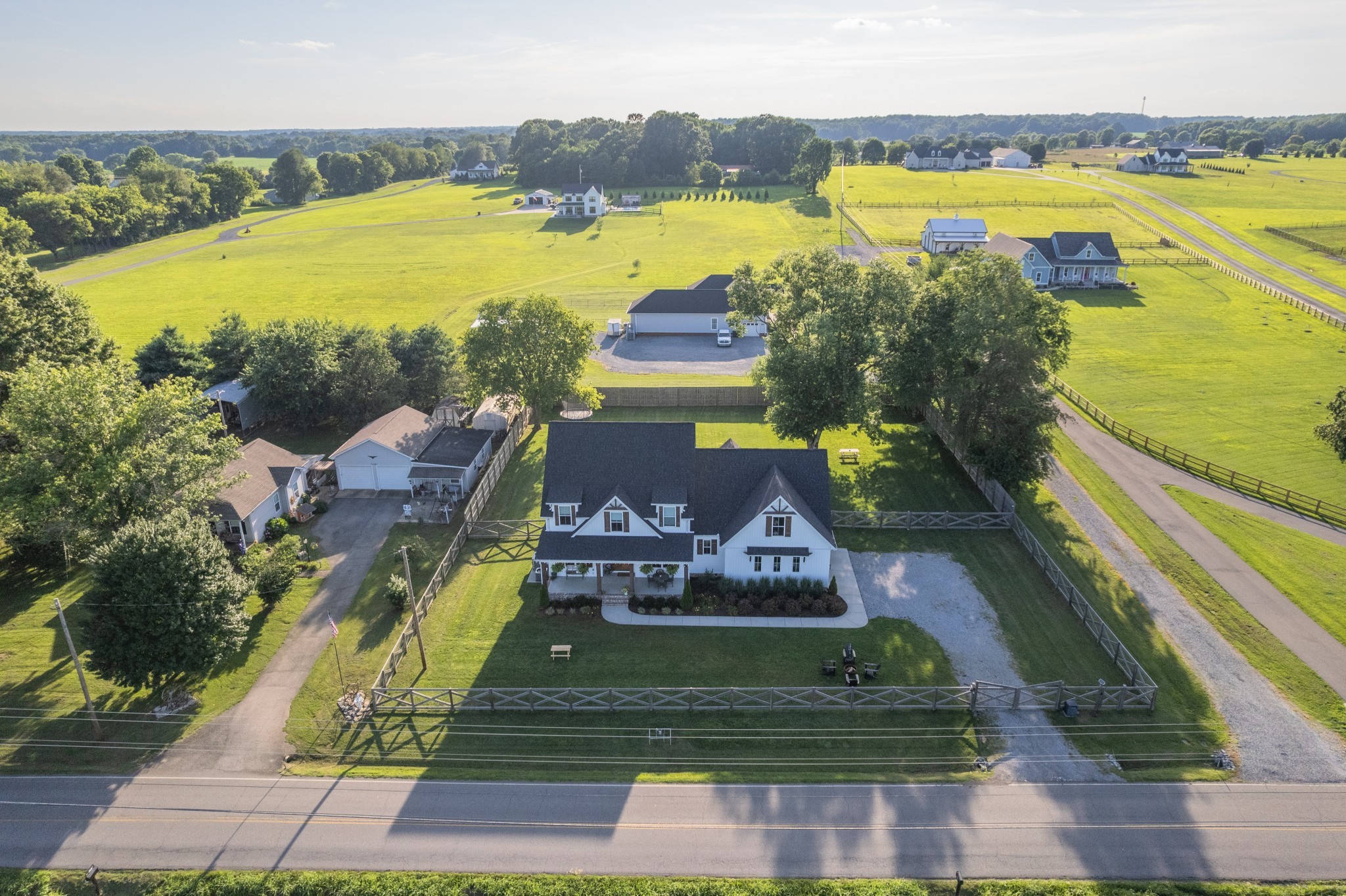 5228 Cross Plains Road White House TN 37188