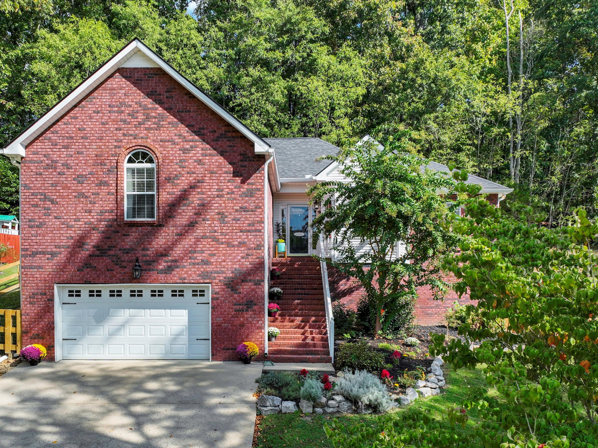 2128 Creek Trail Goodlettsville TN 37072