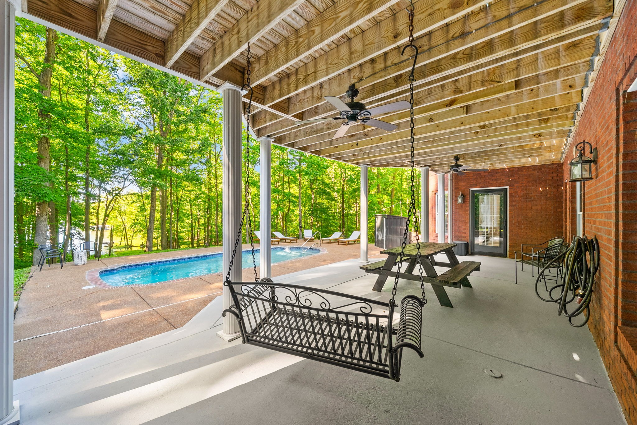 118 Periwinkle Hill Road Cadiz KY 42211