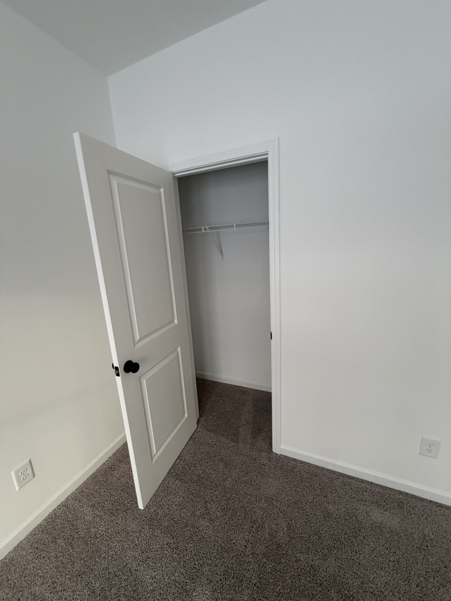 109 Yarrow Loop Clarksville TN 37043