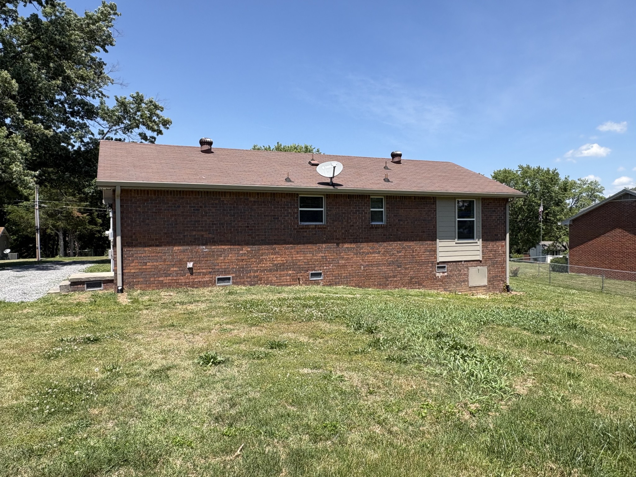 1513 Ridgewood Ct, E Gallatin TN 37066