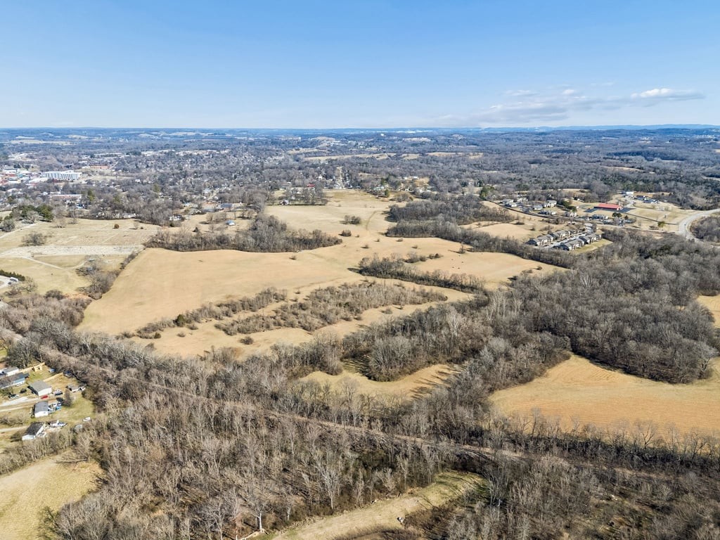 0 Tom J Hitch Columbia TN 38401