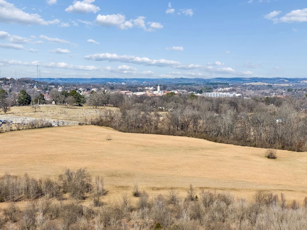 0 Tom J Hitch Columbia TN 38401