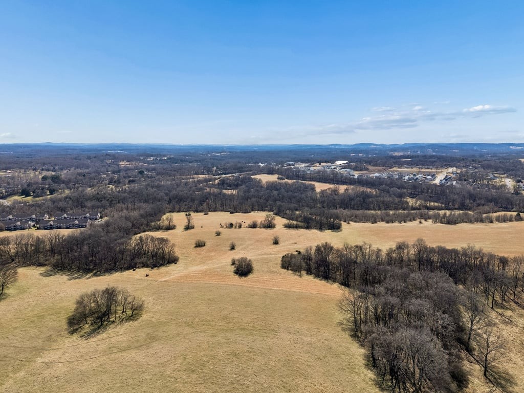 0 Tom J Hitch Columbia TN 38401