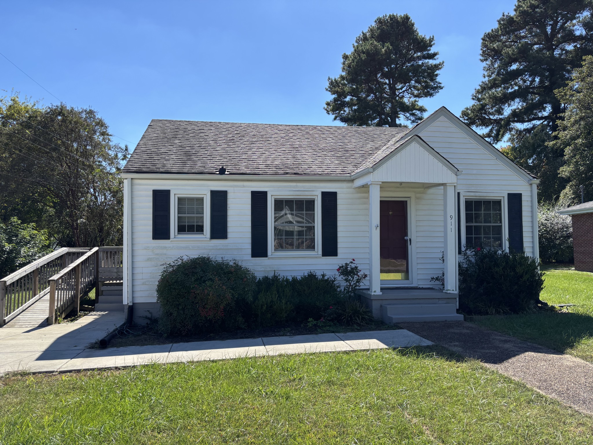 911 Mckellar Drive Tullahoma TN 37388