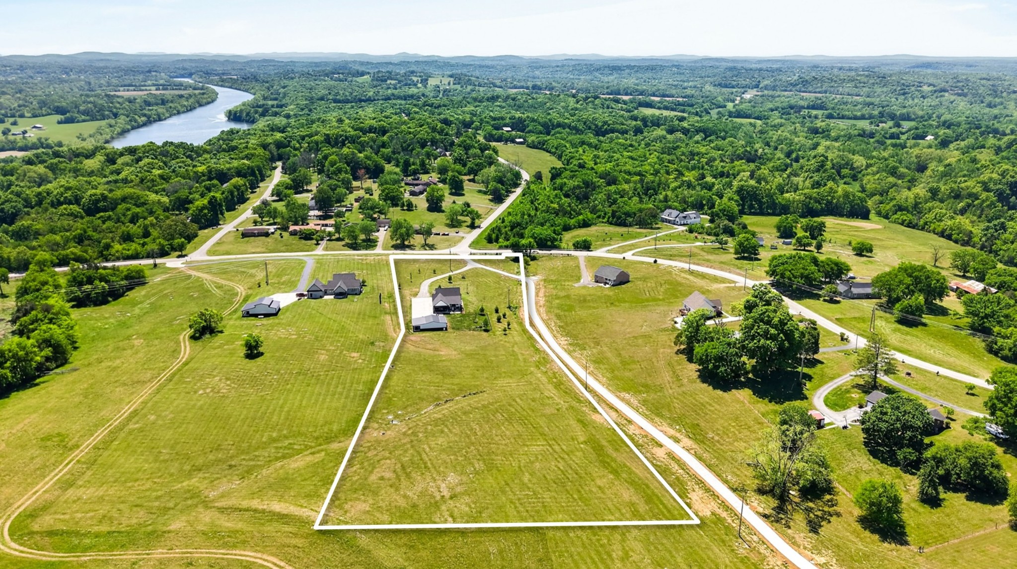 50 Lecornu Lane Hartsville TN 37074