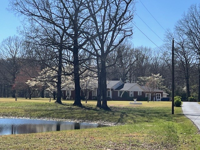 1386 Chisholm Road Cypress Inn TN 38452