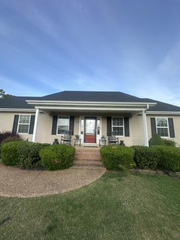 59 Eiffel Tower Lane Paris TN 38242