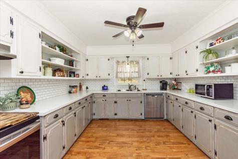 110 Harry Drive Loretto TN 38469
