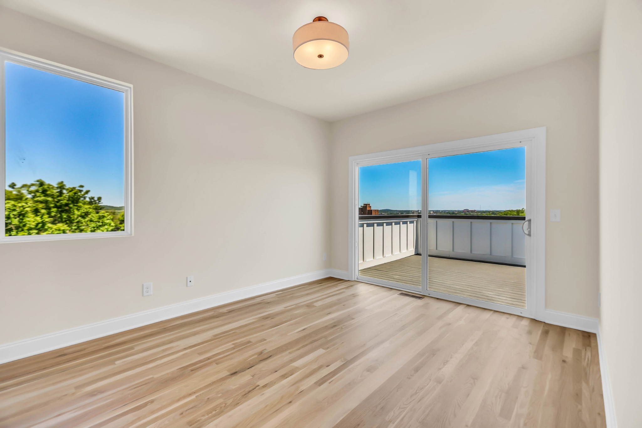2122 Goodrich Avenue Nashville TN 37218